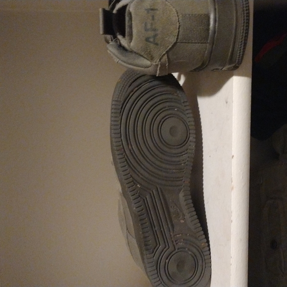 Af 1 8/10 sz 9 - Picture 2 of 3